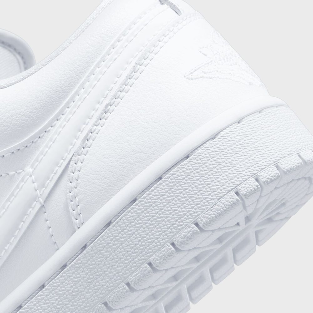 WMNS Air Jordan 1 Low - Image 8