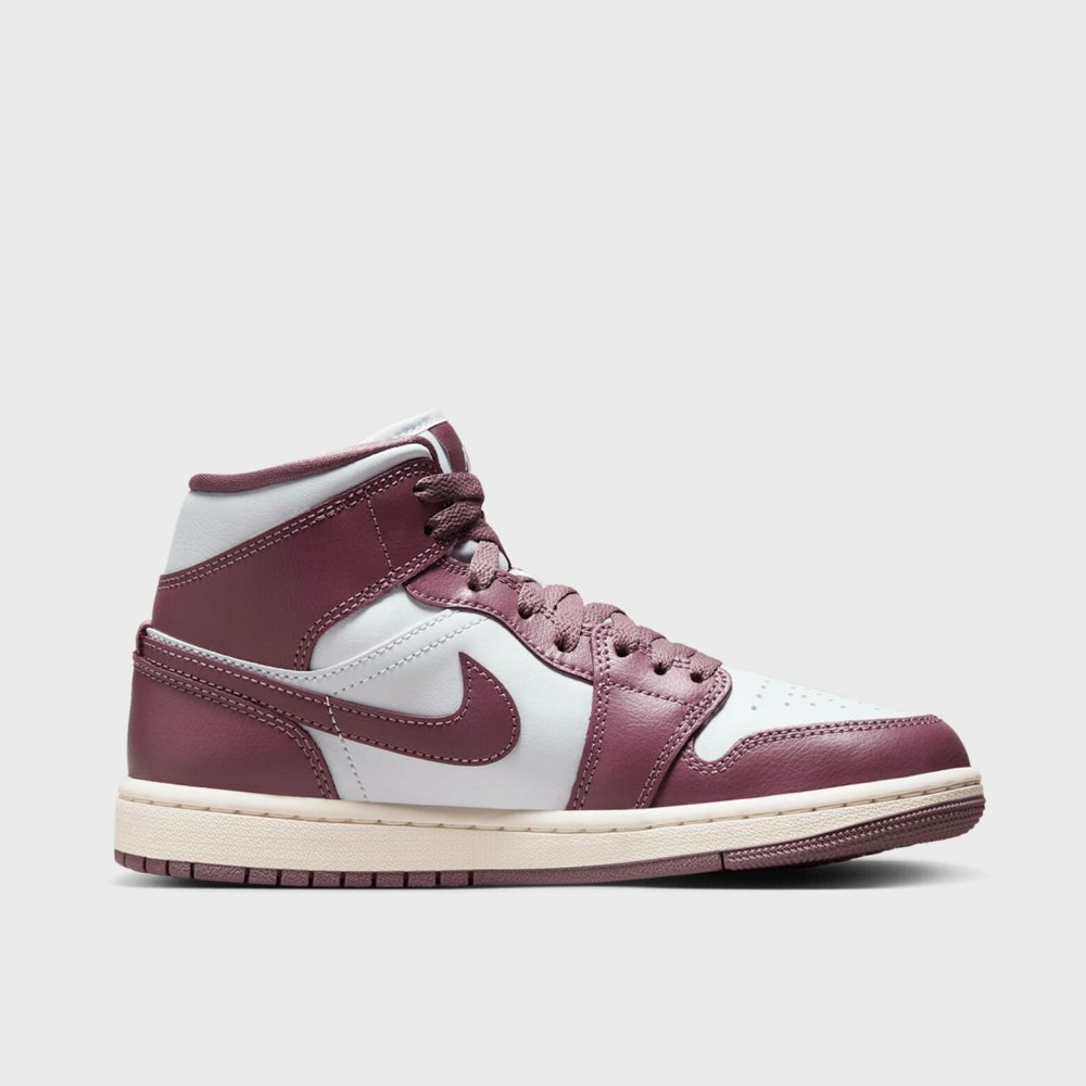 WMNS Air Jordan 1 Mid - Image 2