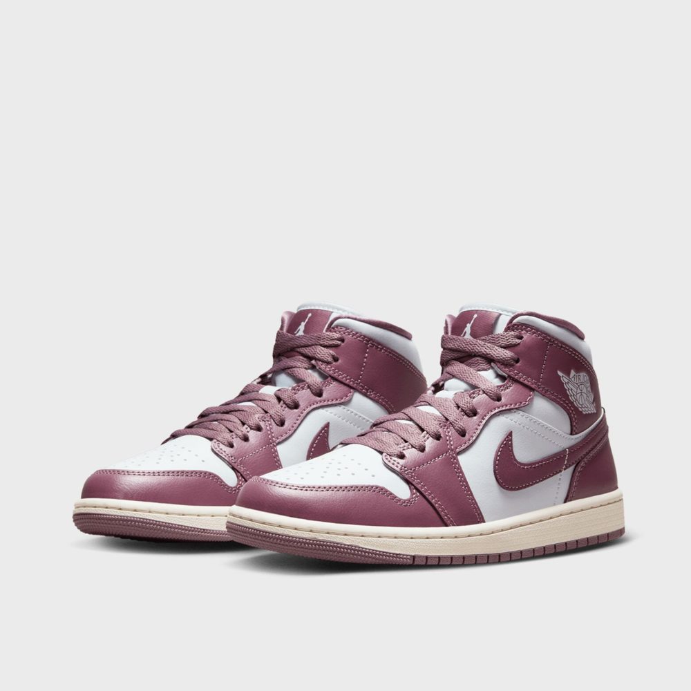 WMNS Air Jordan 1 Mid - Image 4