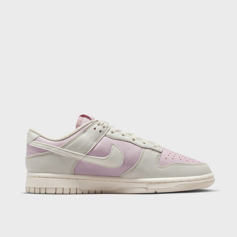 WMNS Dunk Low Next Nature - Image 2